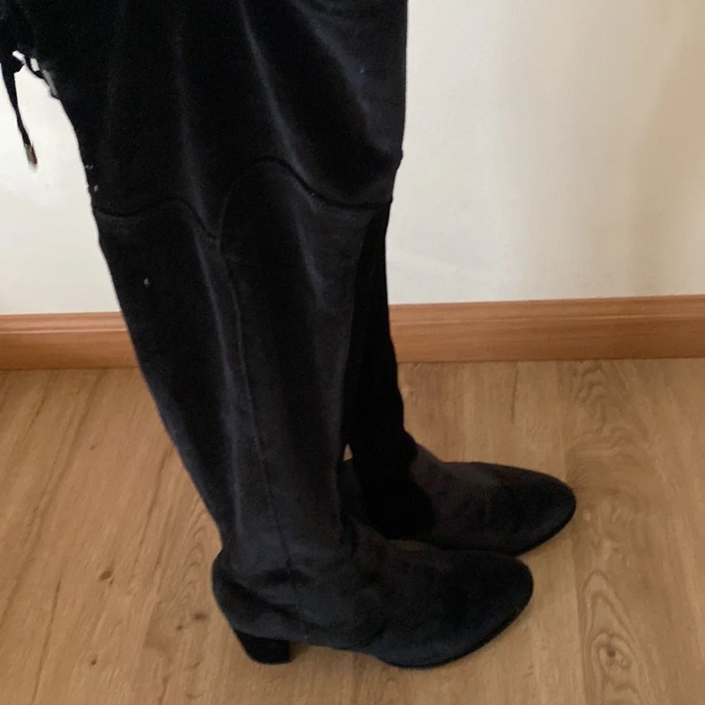 NWOT Marc Fisher Over The Knee Black Velvet block heal Boots size 7.5